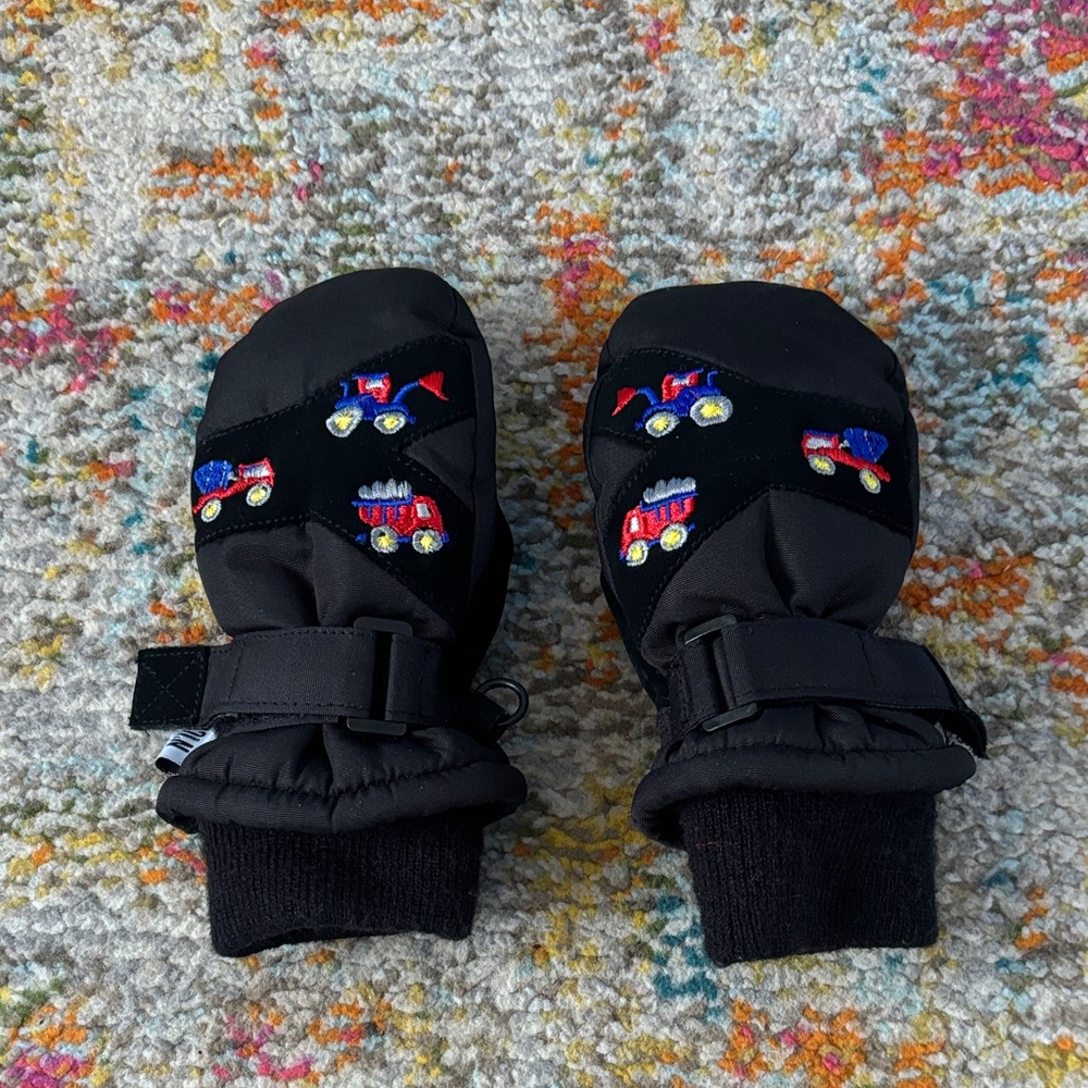3M Thinsulate Black Mittens with Colorful Vehicle Design